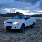 2001-2004 Nissan Frontier XE Factory Style Headlights (Chrome Housing / Clear Lens)
