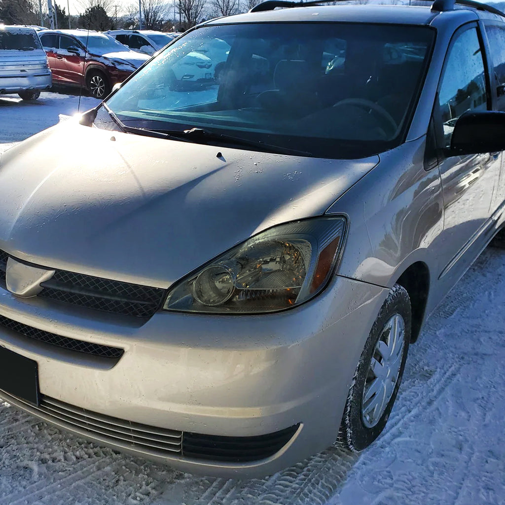 2004-2005 Toyota Sienna Factory Style Headlights w/ Amber Reflector (Chrome Housing/Smoke Lens)