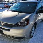2004-2005 Toyota Sienna Factory Style Headlights w/ Amber Reflector (Matte Black Housing / Clear Lens)