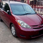 2006-2010 Toyota Sienna Factory Style Passenger / Right Headlight w/ Amber Reflector (Chrome Housing / Clear Lens)