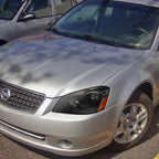 2005-2006 Nissan Altima Projector Headlights w/ Amber Reflectors (Matte Black Housing/Clear Lens)