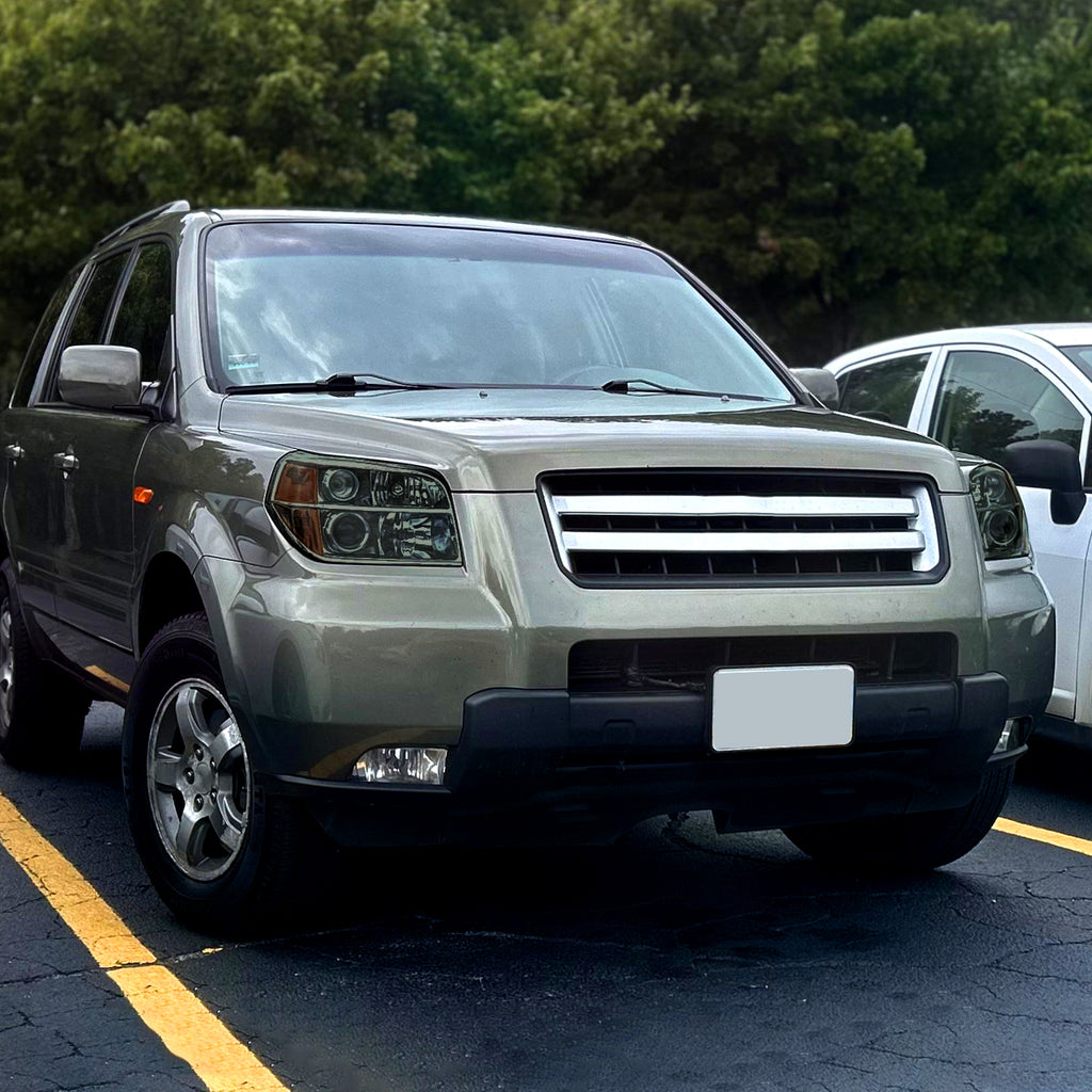 2006-2008 Honda Pilot Projector Style Headlights (Chrome Housing/Smoke Lens)