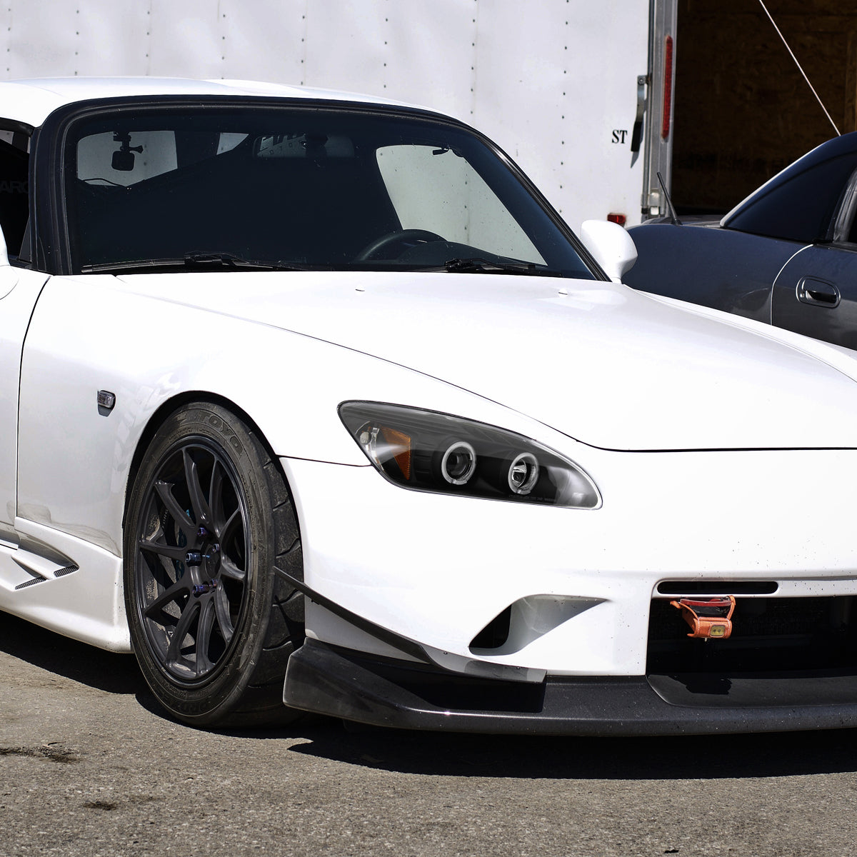 2000-2003 Honda S2000 AP1 Dual Halo Projector Headlights (Matte Black Housing/Clear Lens)