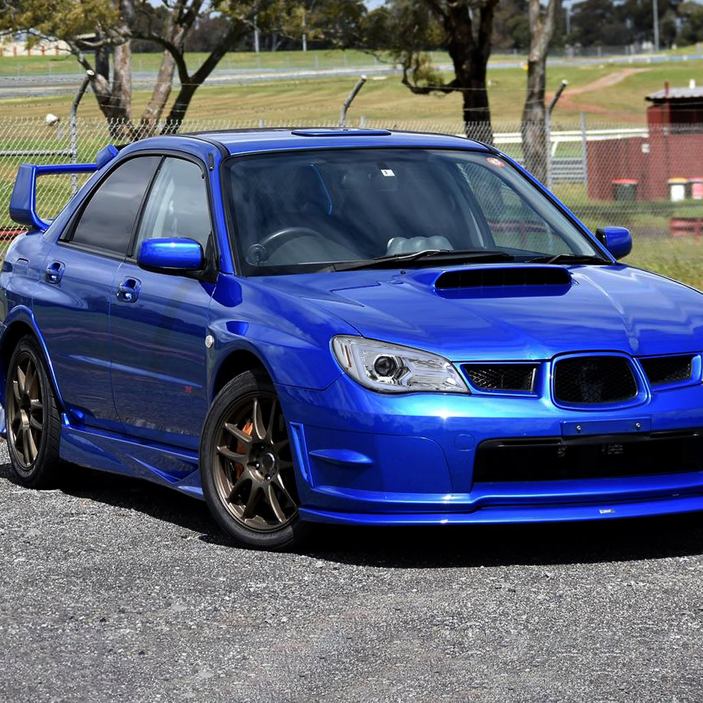 2006-2007 Subaru Impreza WRX STI LED Bar Sequential Turn Signal Projector Headlights (Chrome Housing/Clear Lens)