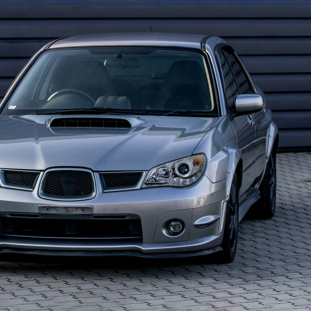 2006-2007 Subaru Impreza WRX/STI Projector Headlights w/ LED Light Strip (Chrome Housing/Clear Lens)