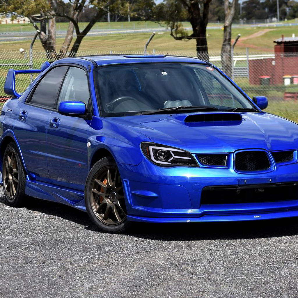 2006-2007 Subaru Impreza WRX STI LED Bar Sequential Turn Signal Projector Headlights (Glossy Black Housing/Clear Lens)