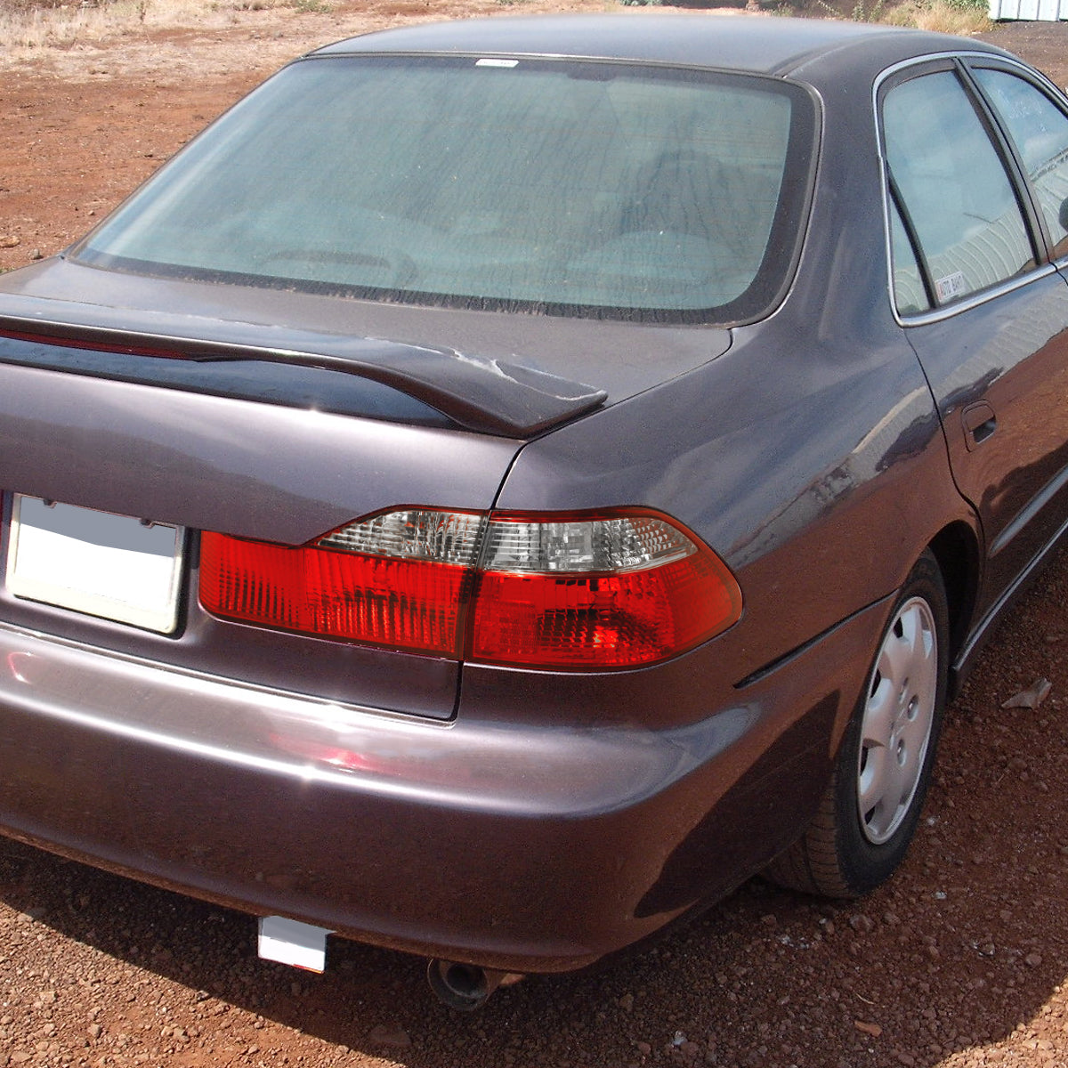 1998-2000 Honda Accord Sedan Tail Lights (Chrome Housing/Red Clear Lens)